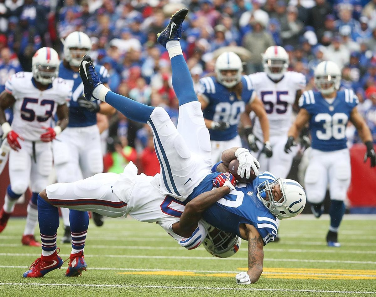 Donte-Moncrief-488070456_master.jpg